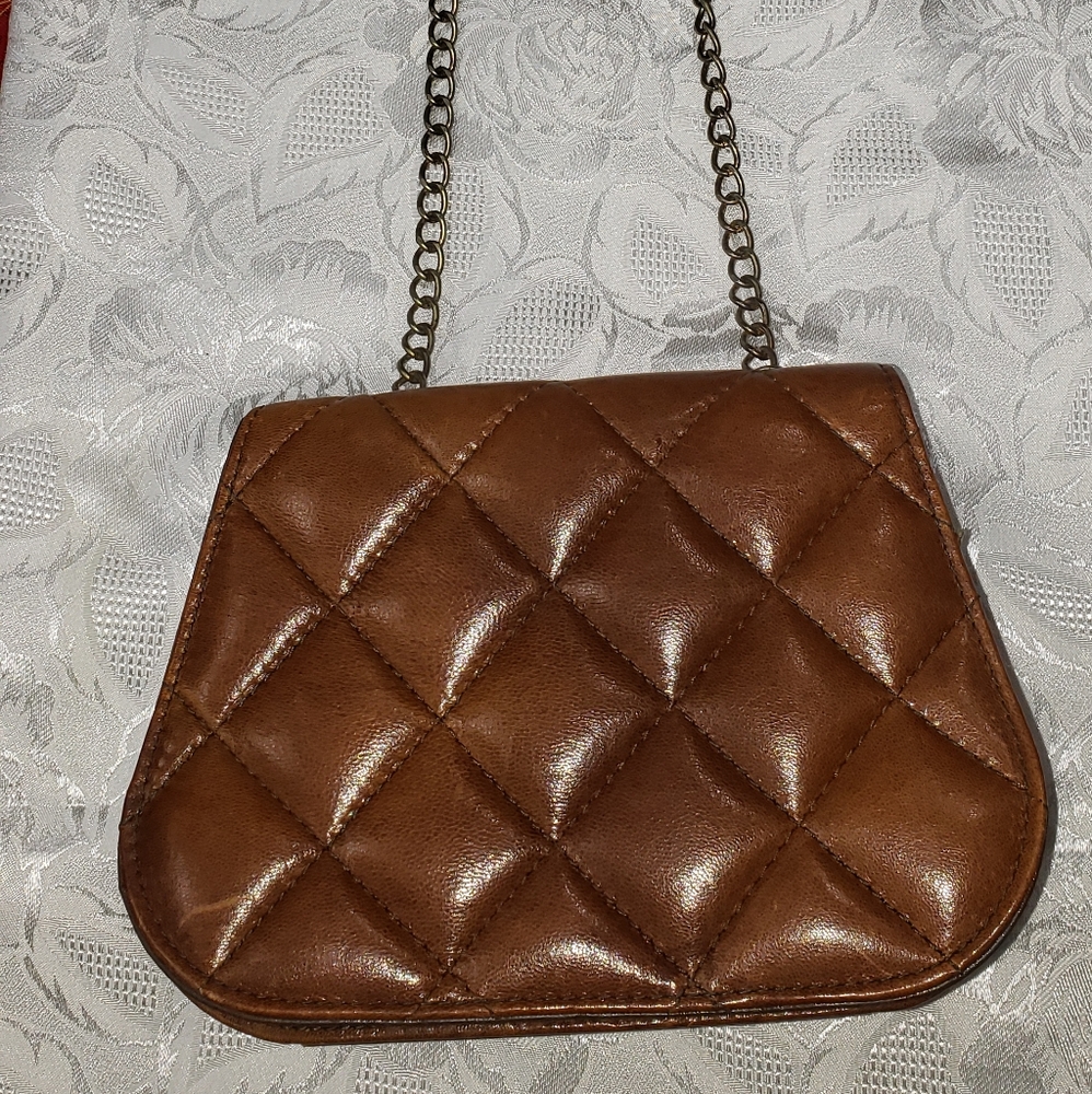 Pre owned crouch and Fitzgerald shoulder chain bag